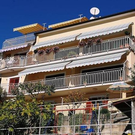 Apartments And Rooms With Parking Space Rabac, Labin - 12368 Εξωτερικό φωτογραφία