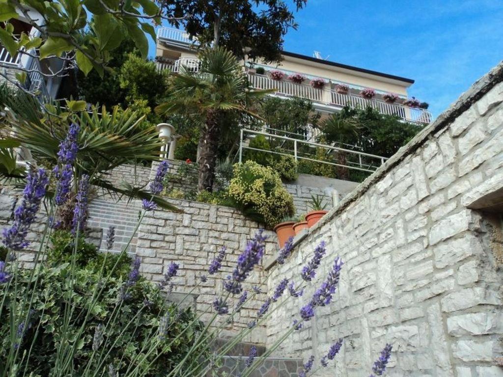 Apartments And Rooms With Parking Space Rabac, Labin - 12368 Εξωτερικό φωτογραφία